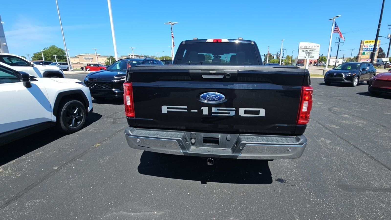Used 2021 Ford F150 XLT w/ Equipment Group 301A Mid AWD/4WD image 4