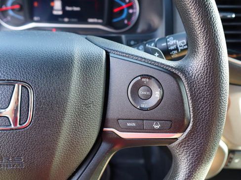 Used 2022 Honda Pilot Sport image 18