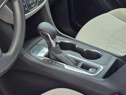 Used 2024 Chevrolet Equinox LS w/ Midnight Edition FWD image 24