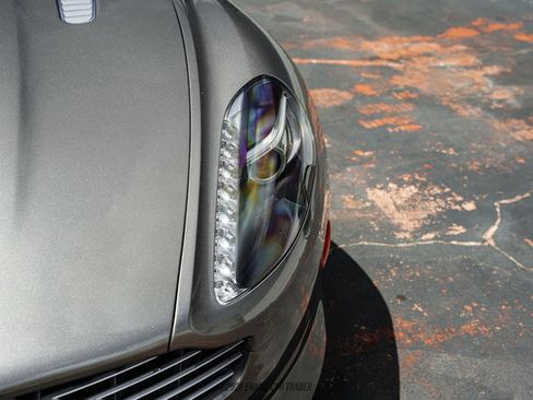 Used 2013 Aston Martin DB9 Coupe RWD image 52