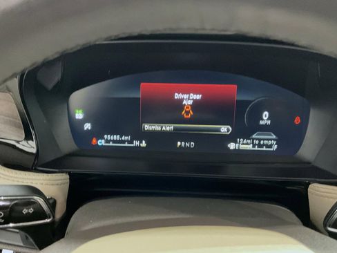 Used 2021 Lincoln Corsair Reserve w/ Equipment Group 201A image 12