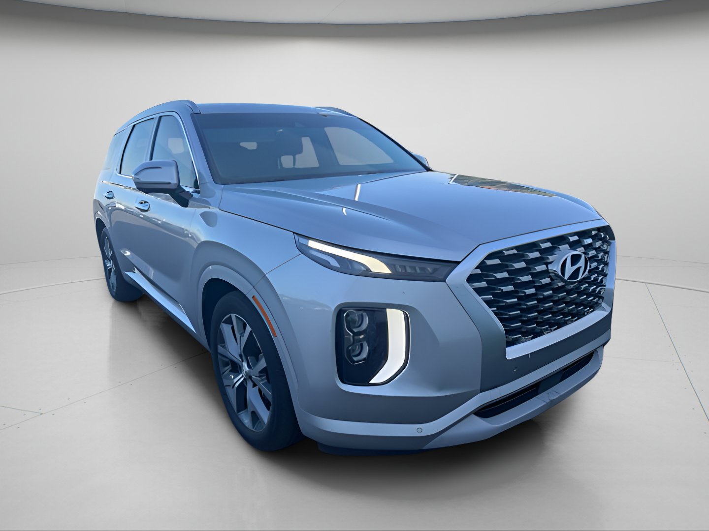 Used 2021 Hyundai Palisade Limited w/ Cargo Package AWD/4WD image 3