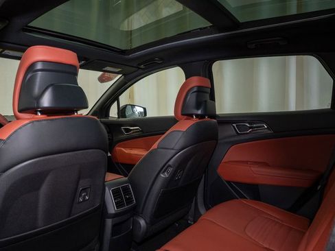 New 2026 Kia Sportage SX image 18