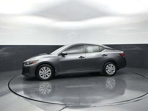 Used 2025 Nissan Sentra S w/ Lighting Package FWD image 3