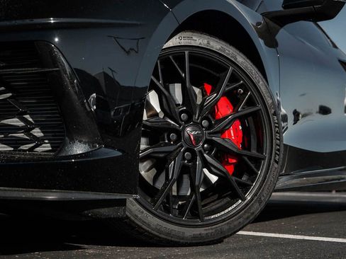 New 2026 Chevrolet Corvette Stingray Preferred Cpe w/ Z51 Performance Package RWD image 6