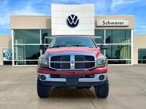 Used 2006 Dodge Ram 2500 Truck SLT AWD/4WD image 2