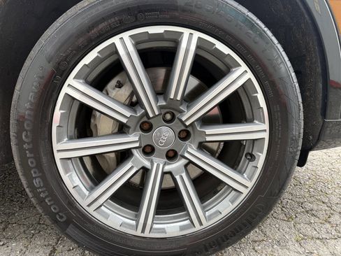 Used 2017 Audi Q7 3.0T Premium Plus image 10