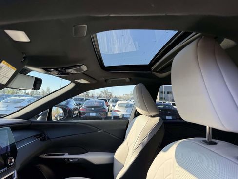 Used 2023 Lexus RX 350 Premium image 14