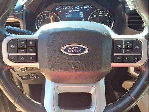 Used 2024 Ford Expedition Limited AWD/4WD image 14