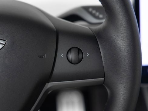 Used 2020 Tesla Model 3 Performance image 31