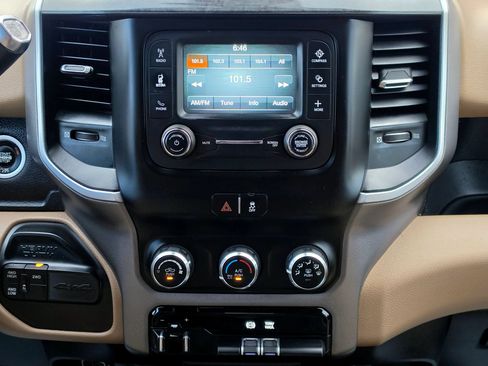 Used 2019 RAM 2500 Big Horn AWD/4WD image 12