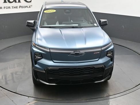 Used 2025 Chevrolet Silverado EV RST AWD/4WD image 49