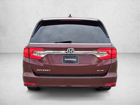 Used 2019 Honda Odyssey Elite image 7