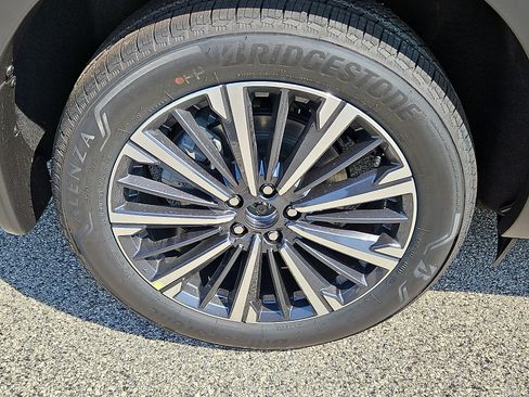 New 2026 Nissan Pathfinder Platinum AWD/4WD image 7