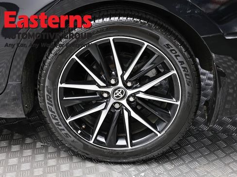 Used 2024 Toyota Camry SE w/ Cold Weather Package FWD image 8