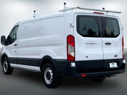 Used 2024 Ford Transit 150 Low Roof RWD image 10