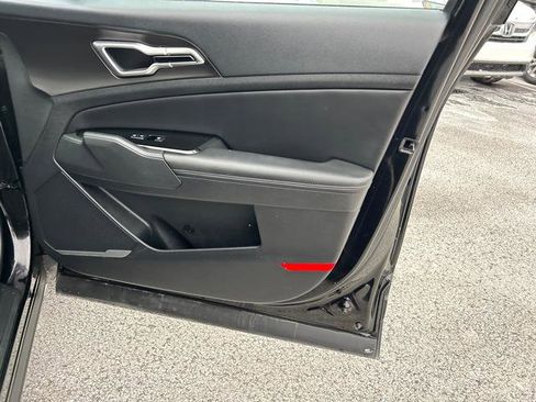 Certified 2023 Kia Sportage EX image 30