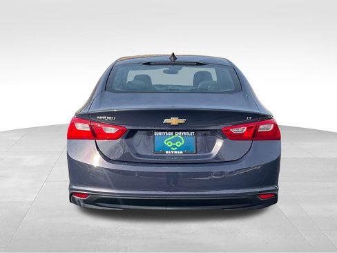 Used 2025 Chevrolet Malibu LT image 3