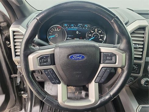 Used 2018 Ford F150 Platinum w/ Equipment Group 701A Luxury image 16