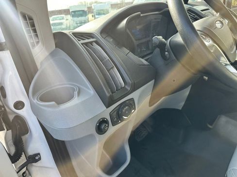 Used 2018 Ford Transit 350 156 DRW RWD image 12