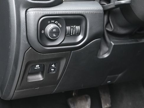 Used 2021 RAM 1500 Limited w/ Night Edition image 22