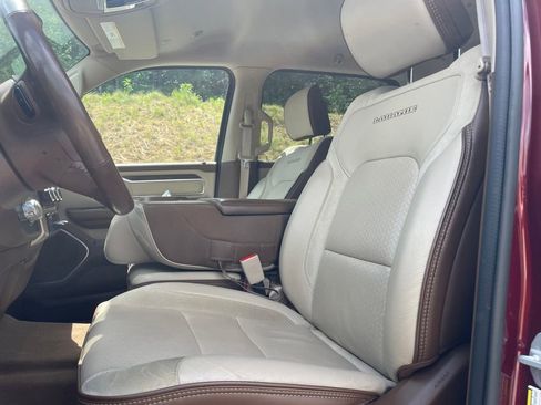 Used 2020 RAM 1500 Laramie RWD image 12