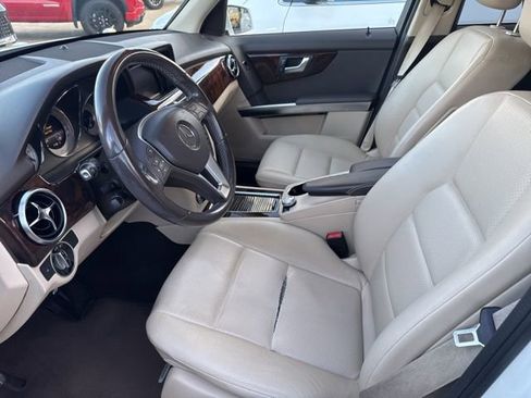 Used 2014 Mercedes-Benz GLK 350 2WD image 7