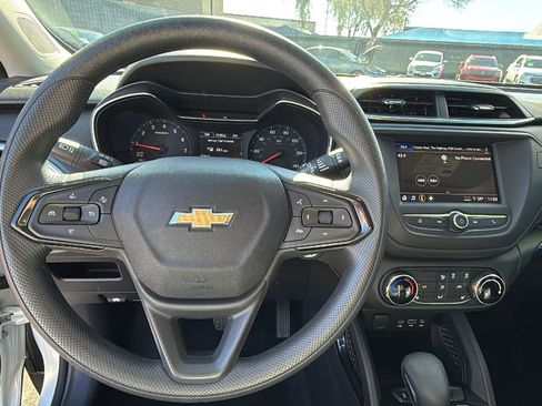 Used 2023 Chevrolet TrailBlazer LT image 10