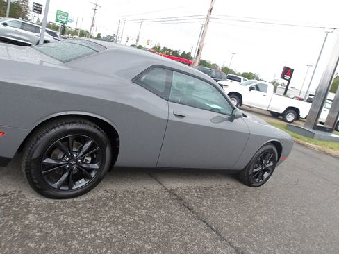 Used 2023 Dodge Challenger SXT w/ Blacktop Package AWD/4WD image 9