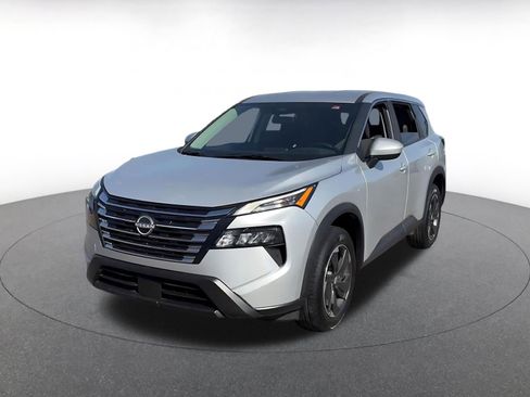 Used 2025 Nissan Rogue SV AWD/4WD image 7