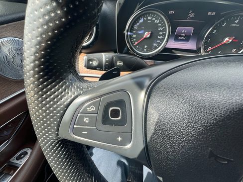 Used 2018 Mercedes-Benz E 300 image 22