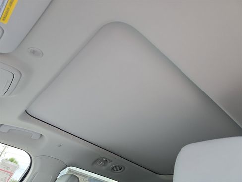 New 2026 Ford Explorer Platinum w/ LUX Leather Package image 17