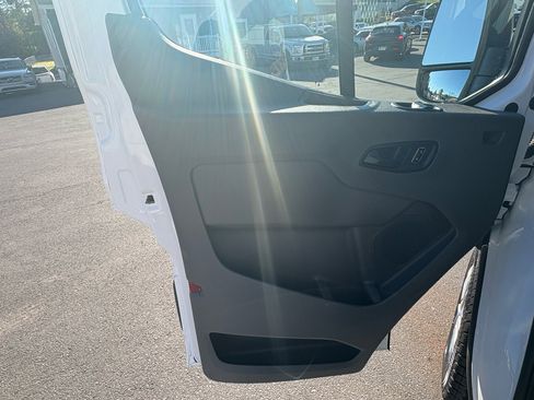 Used 2023 Ford Transit 250 Low Roof w/ Exterior Upgrade Package image 15