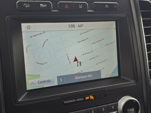 Used 2021 Ford Expedition Max Limited image 33