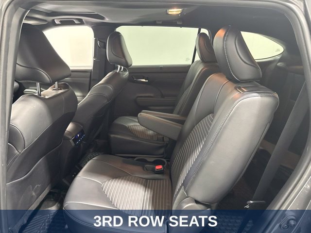 Used 2021 Toyota Highlander XSE AWD/4WD image 10