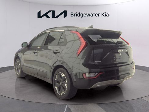 Used 2023 Kia Niro Wave w/ Wave Preserve Package image 3