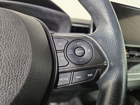 Used 2023 Toyota Corolla LE image 23