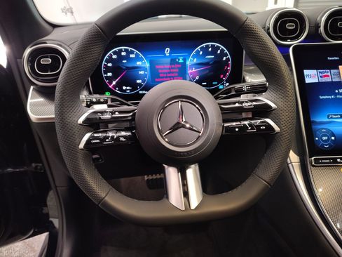 Used 2026 Mercedes-Benz GLC 300 image 17