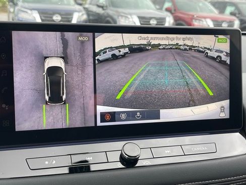 New 2025 Nissan Rogue SL w/ Tech Package image 38