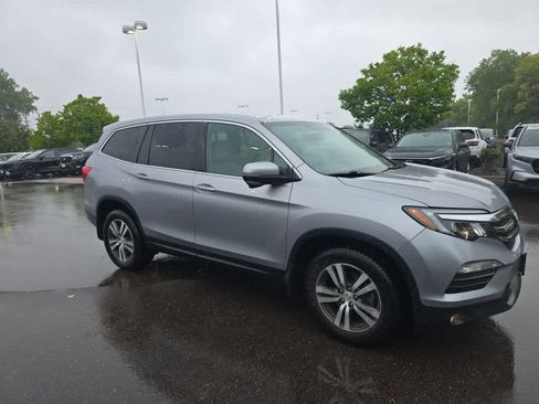 Used 2017 Honda Pilot EX-L image 3