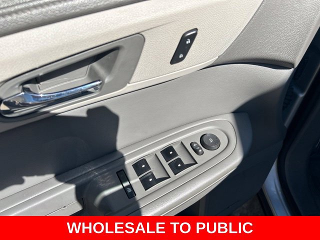 Used 2014 Chevrolet Traverse LT FWD image 15