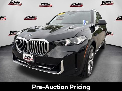 Used 2024 BMW X5 xDrive40i AWD/4WD image 1