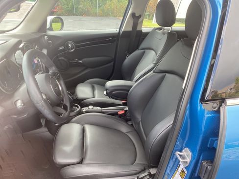 Certified 2023 MINI Cooper S image 11