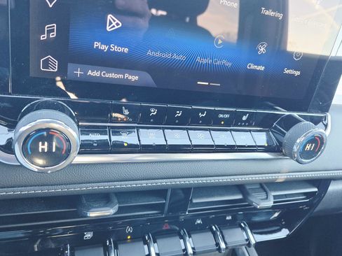 Used 2023 Chevrolet Colorado LT w/ LT Convenience Package II image 29