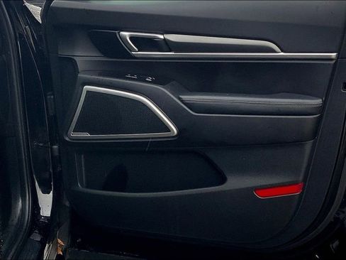 Used 2022 Kia Telluride LX image 22