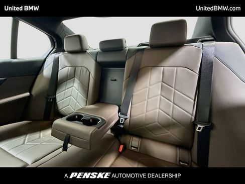 New 2027 BMW 530i RWD image 13