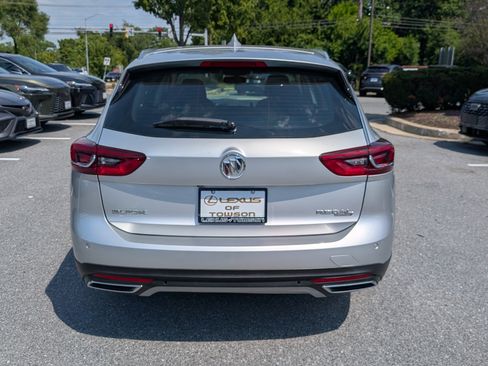 Used 2018 Buick Regal Essence w/ Driver Confidence Package #1 AWD/4WD image 8