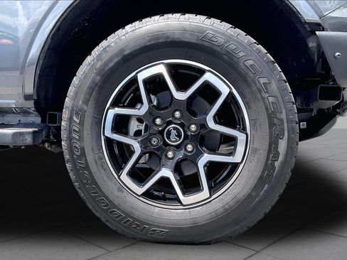 Used 2022 Ford Bronco Outer Banks AWD/4WD image 10