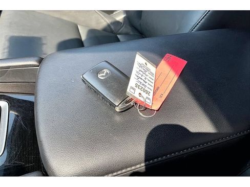 Used 2025 MAZDA MAZDA3 s FWD image 11