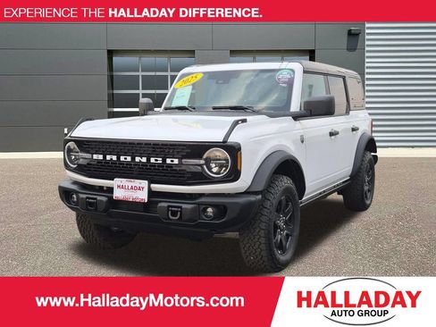 Used 2025 Ford Bronco Big Bend w/ Black Diamond Package AWD/4WD image 1